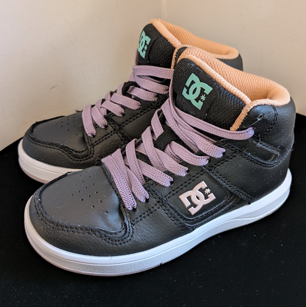 DC Kids High-Top Sneakers Black, Purple, Orange & Blue Size 11